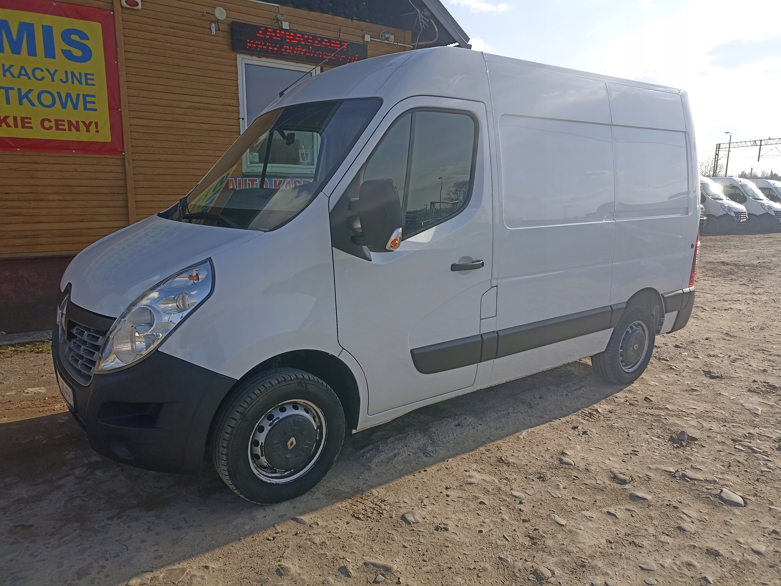 RENAULT MASTER III Furgon (FV) 2.3 dCi 110 