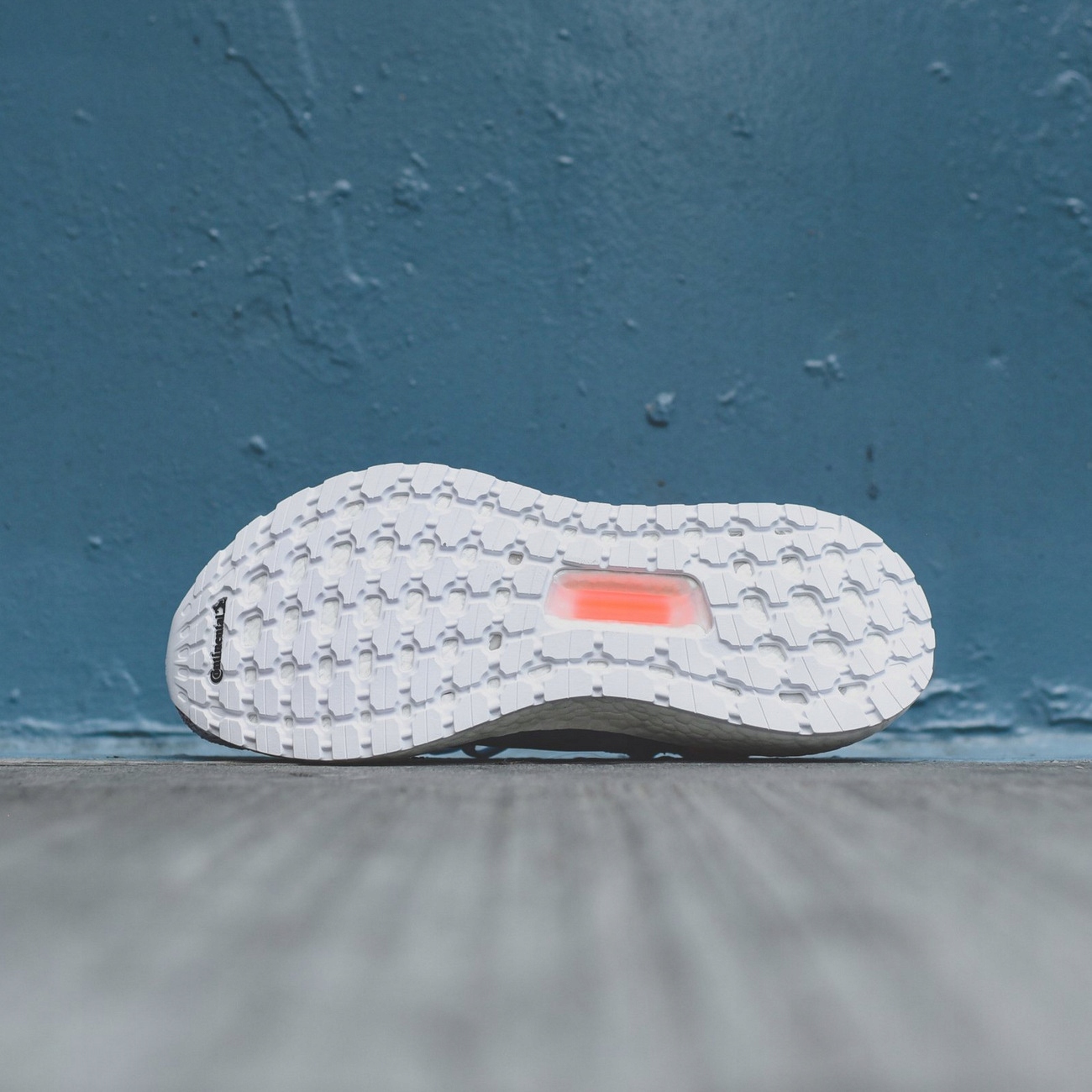 ADIDAS ULTRABOOST Marka adidas