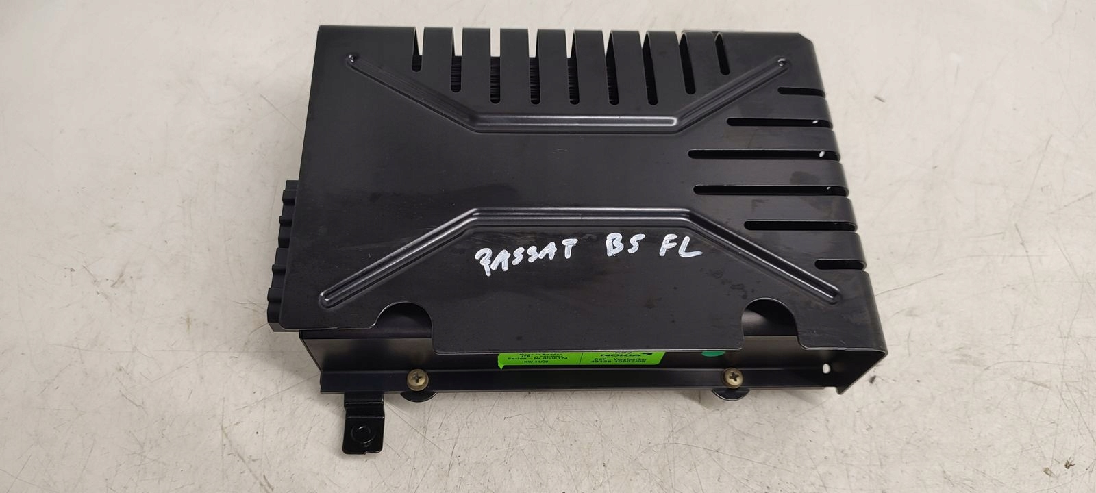amplifier VW Passat B5 3BG 1,9 TDI