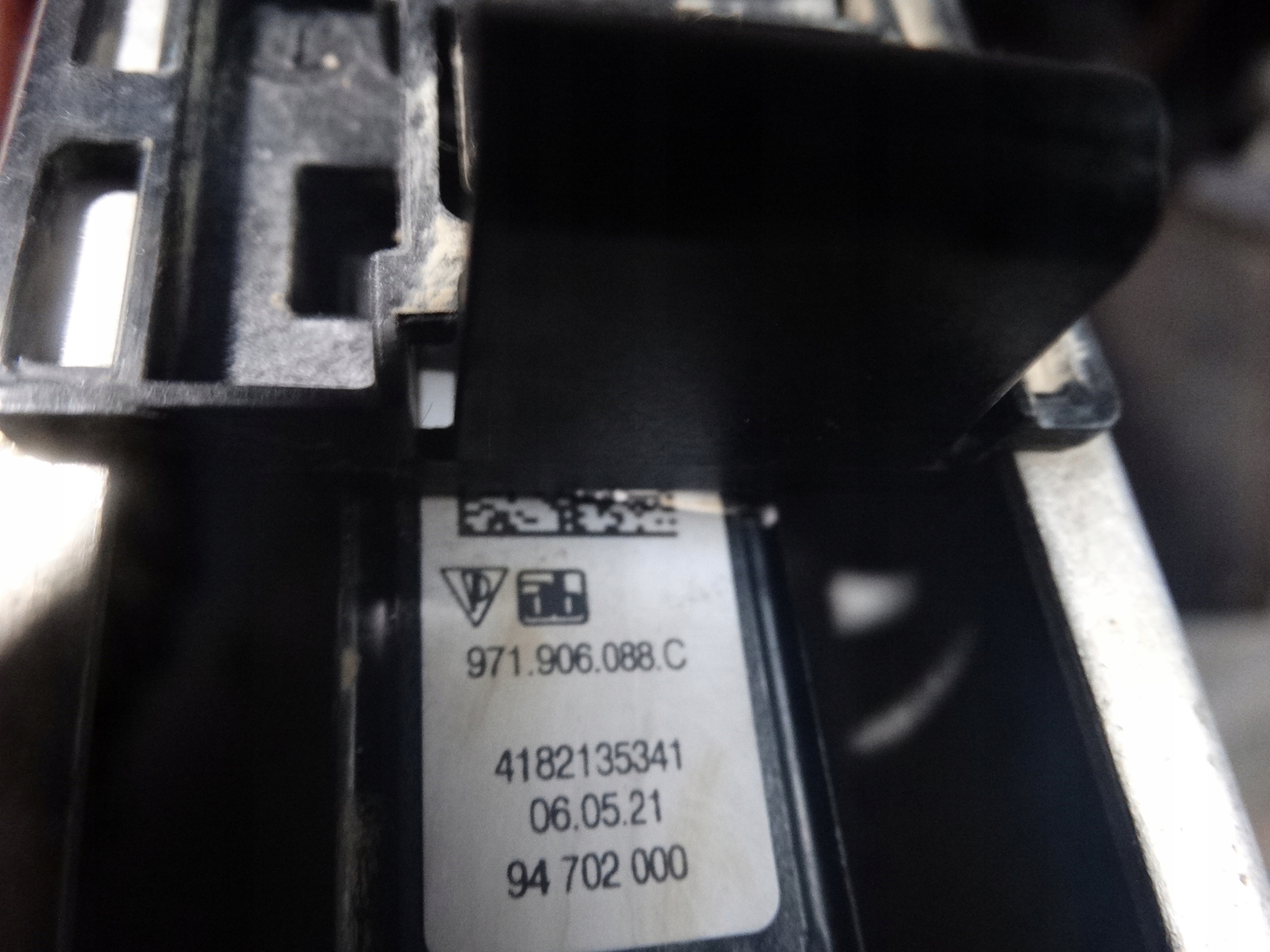 SENSOR TEMPERATURY GASE PORSCHE PANAMERA 971 1