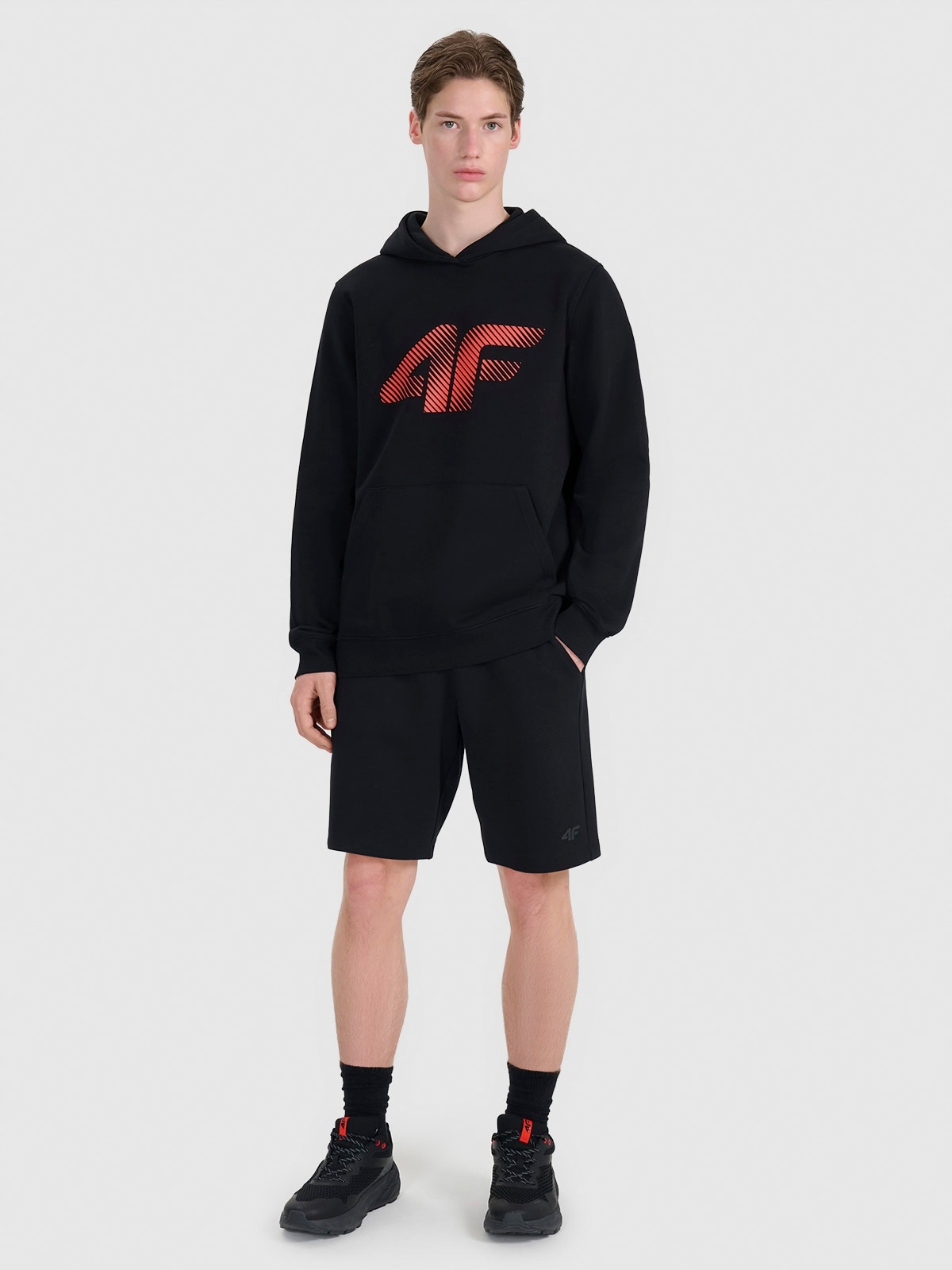 4F Kraťasy černé, velikost XL