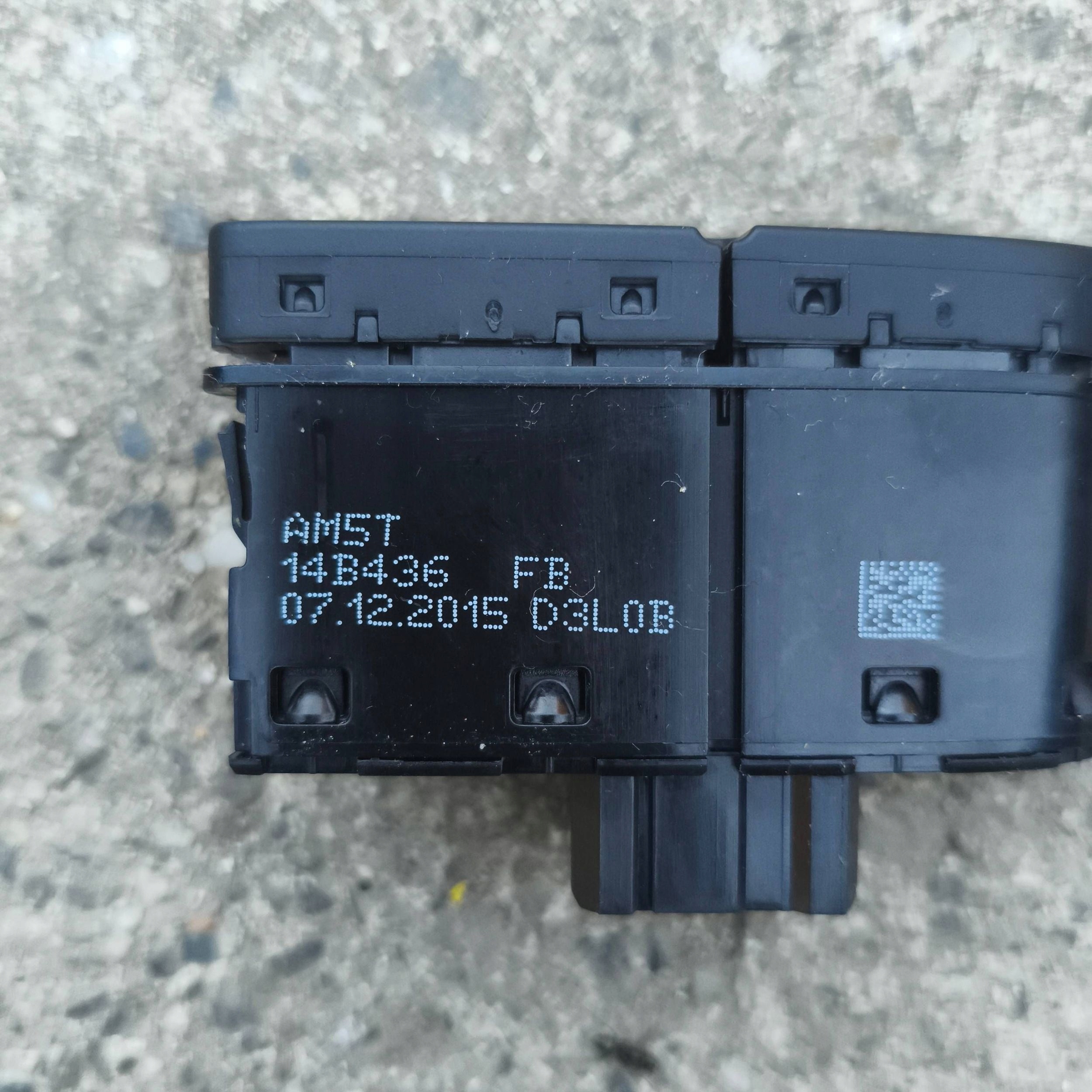 Ford Kuga MK2 II button ESP