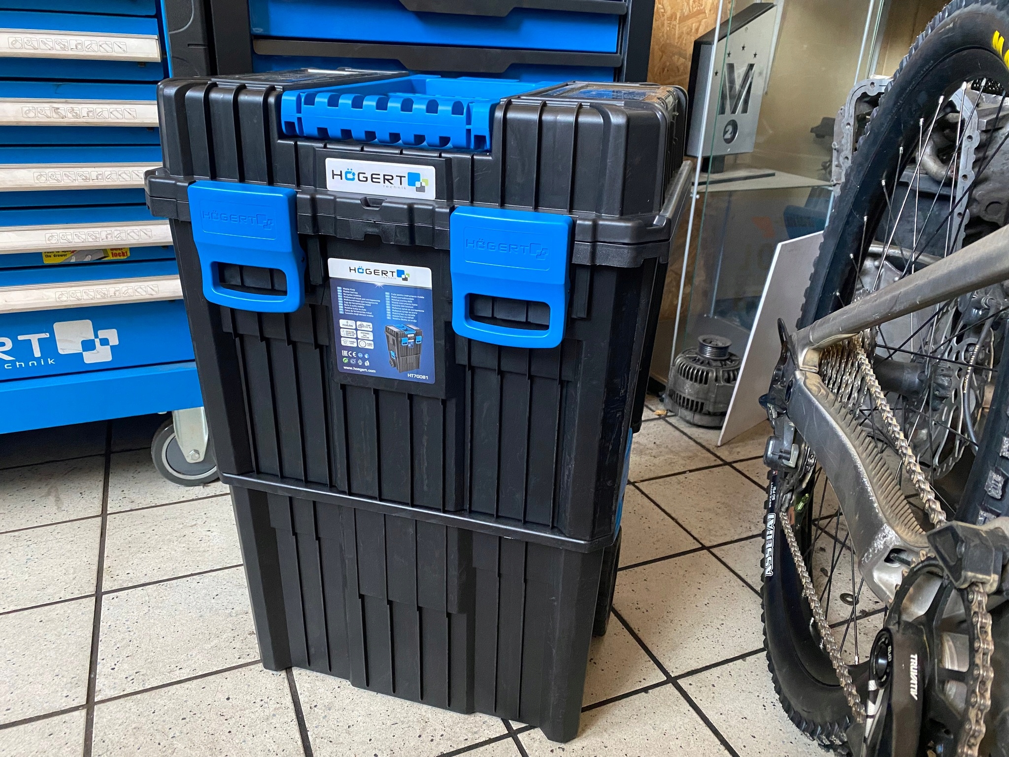 833779df4249bcf61fb897175d6b