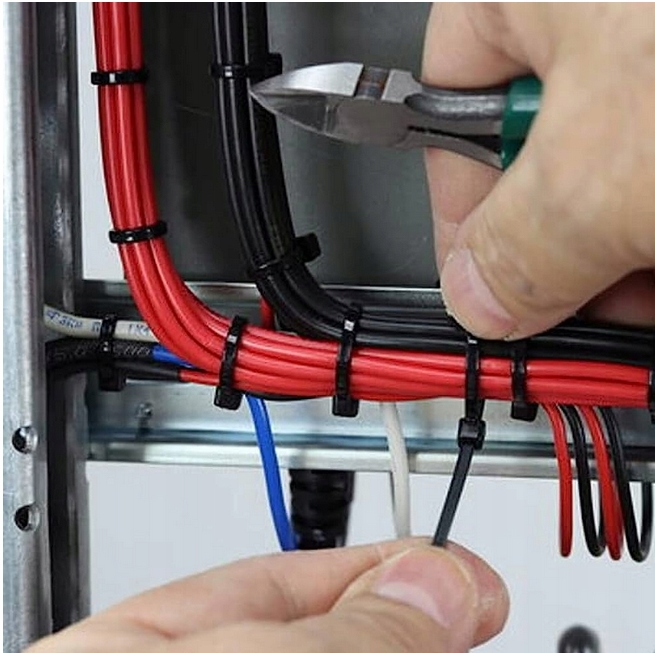 OPASKI ZACISKOWE KABLOWE TRYTKI TRYTYTKI 2,6x100mm Marka Verke