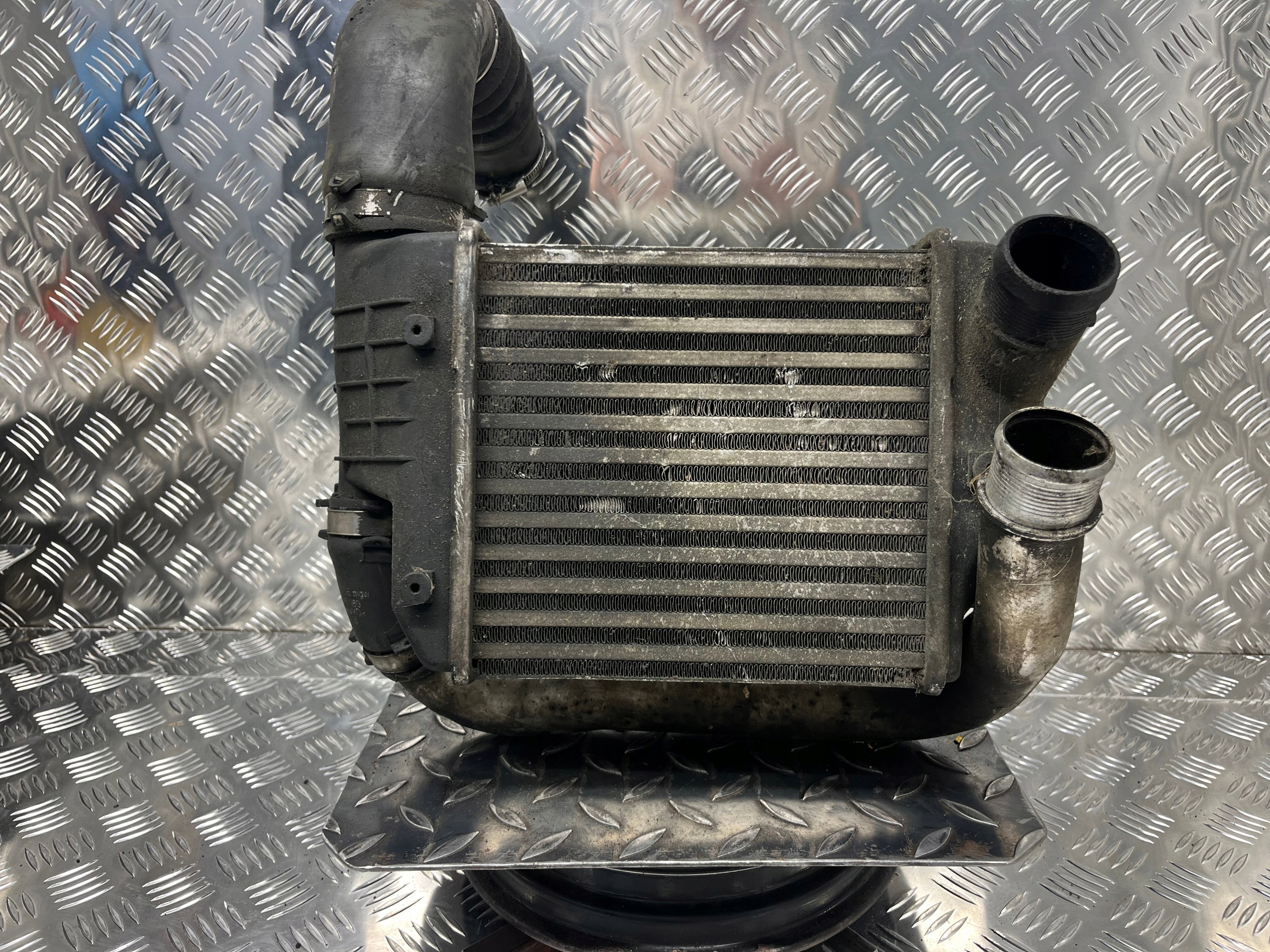 INTERKULER intercooler AUDI A6-C6 4F0145980