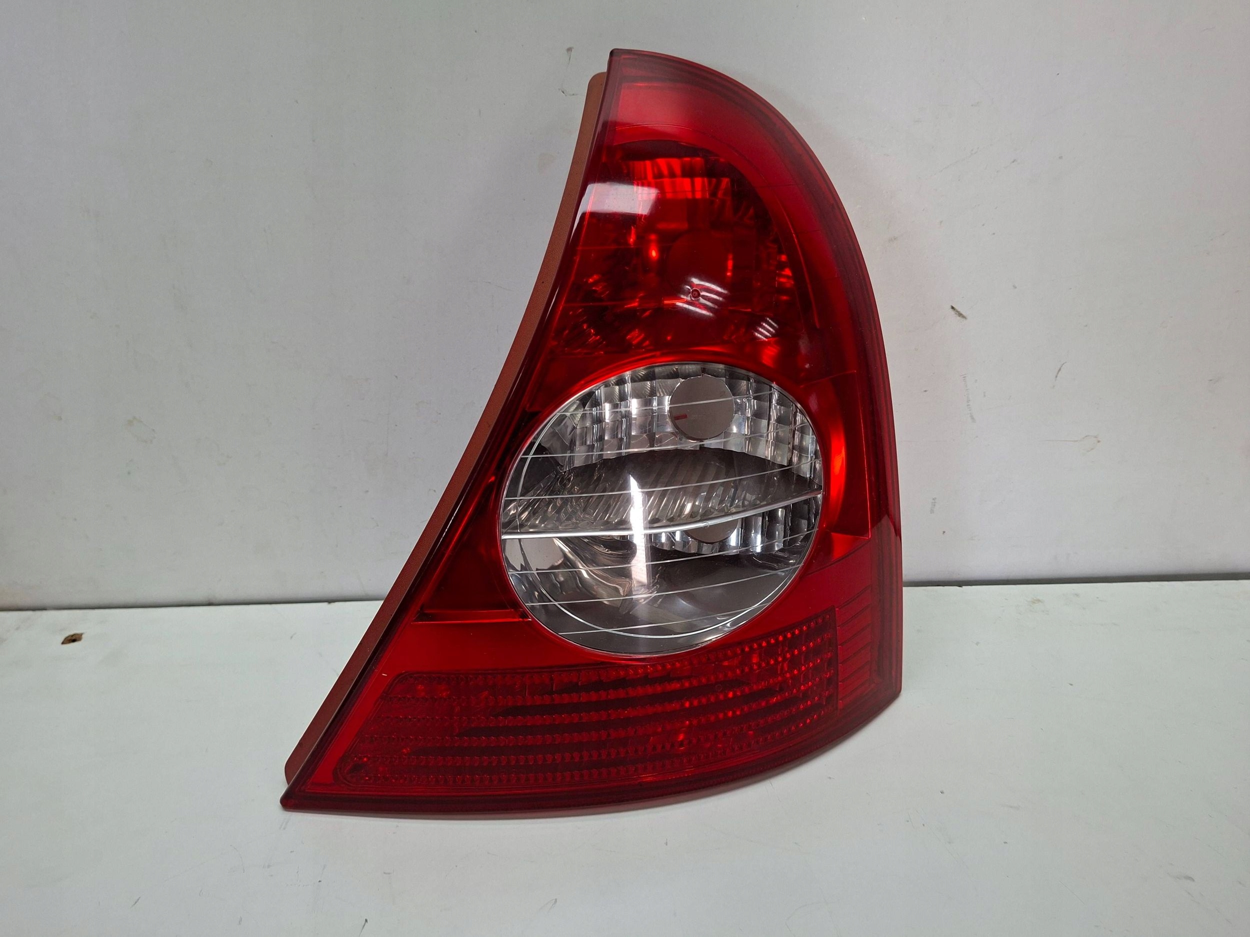 light rear right 8200071414 RENAULT CLIO II LIFT 2003