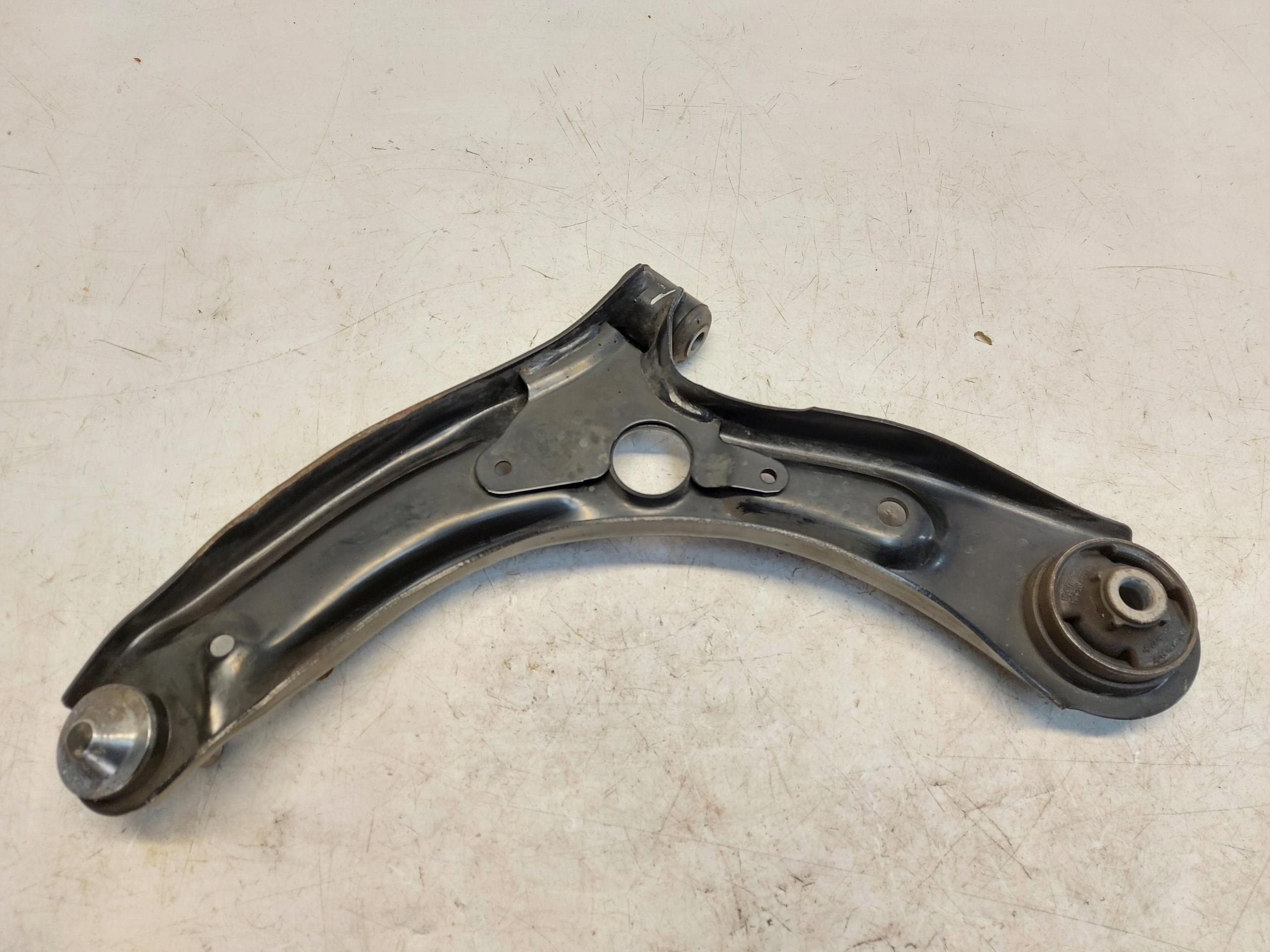 Kia Picanto IV III LIFT 2025r arm right front front oryg