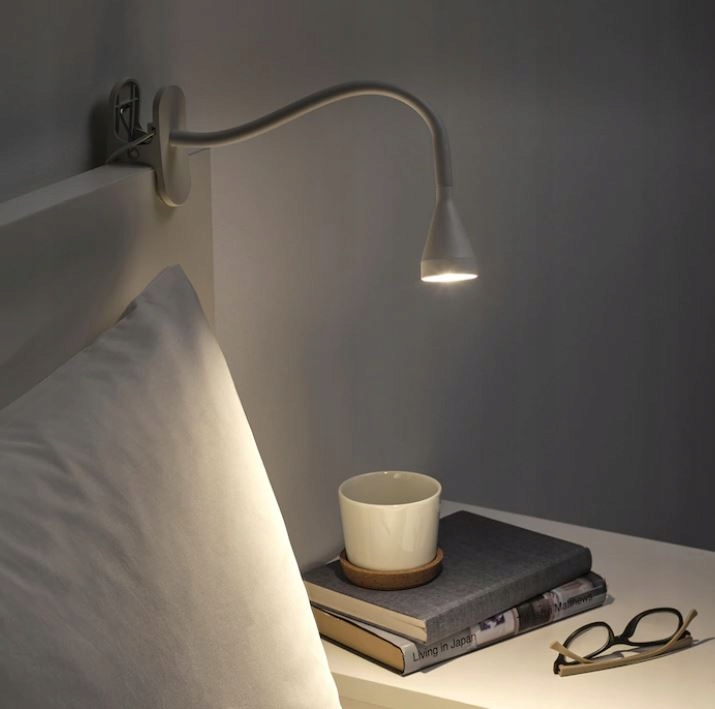 LAMPKA NOCNA LED Z KLAMRĄ BIAŁA IKEA NAVLINGE Kod producenta 704.498.88