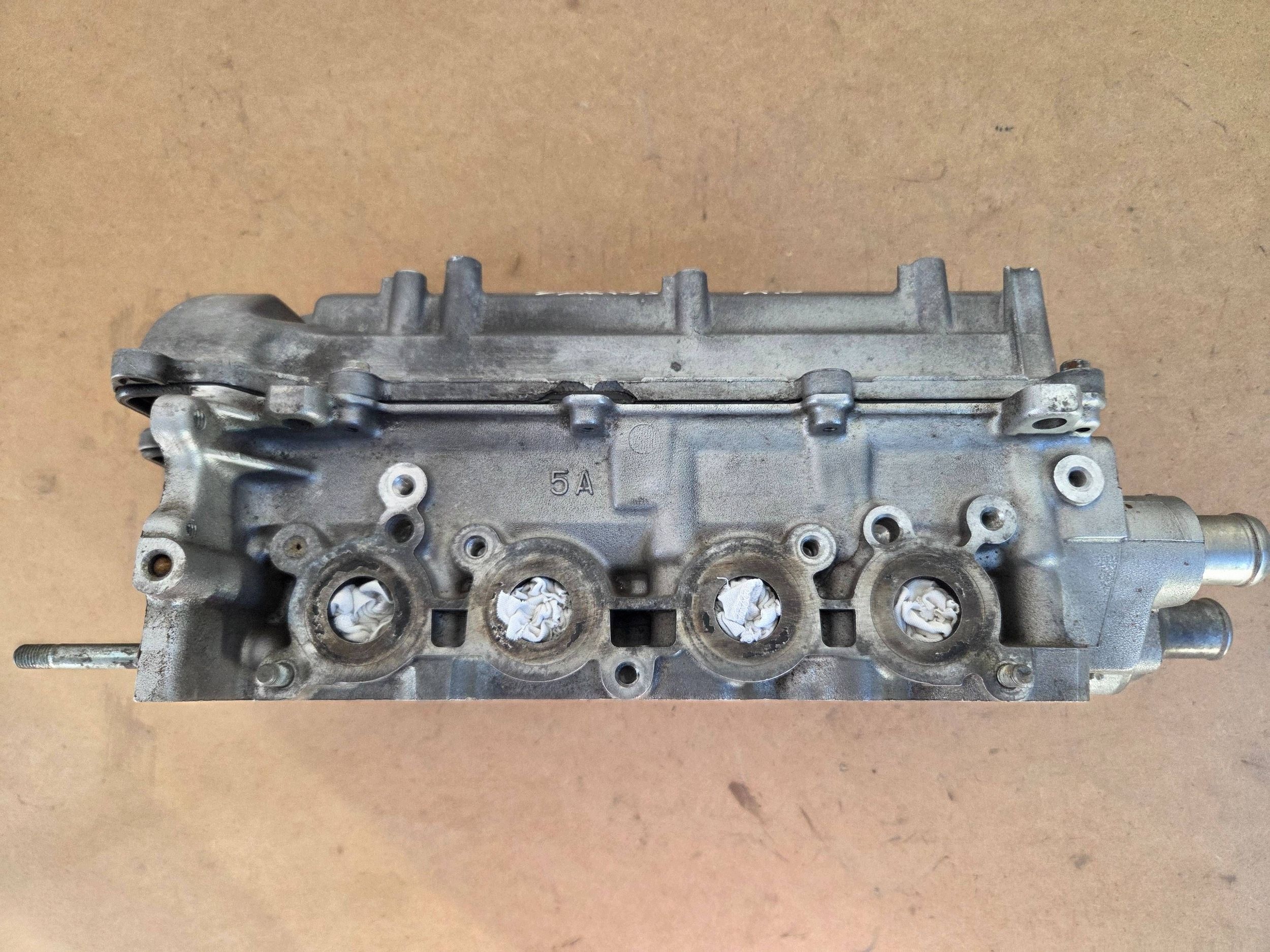 Toyota Yaris e 1,0 TESTATA Motore (GL3)