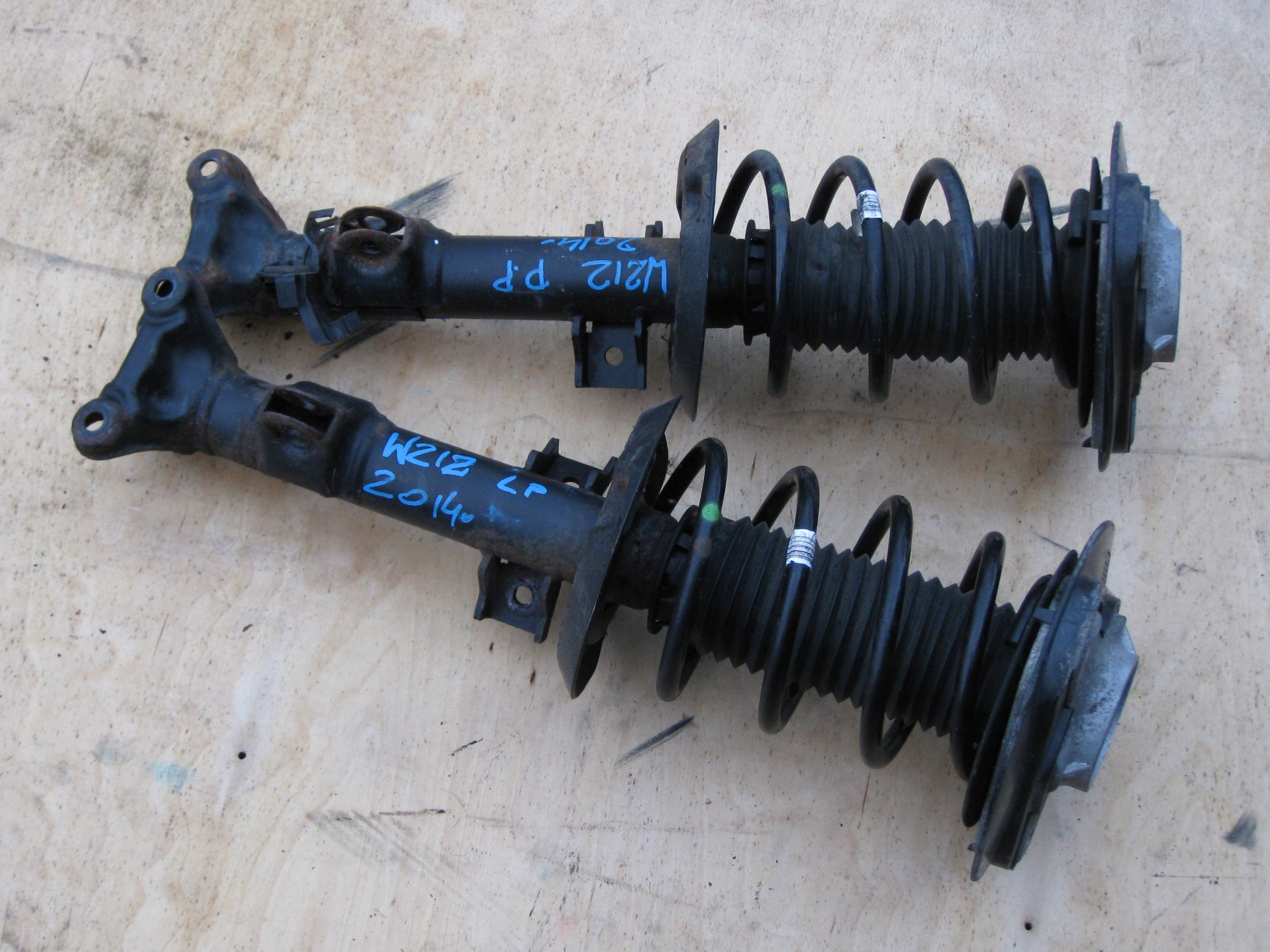MERCEDES W212 14R shock absorber front PRAWAY left A2123208838