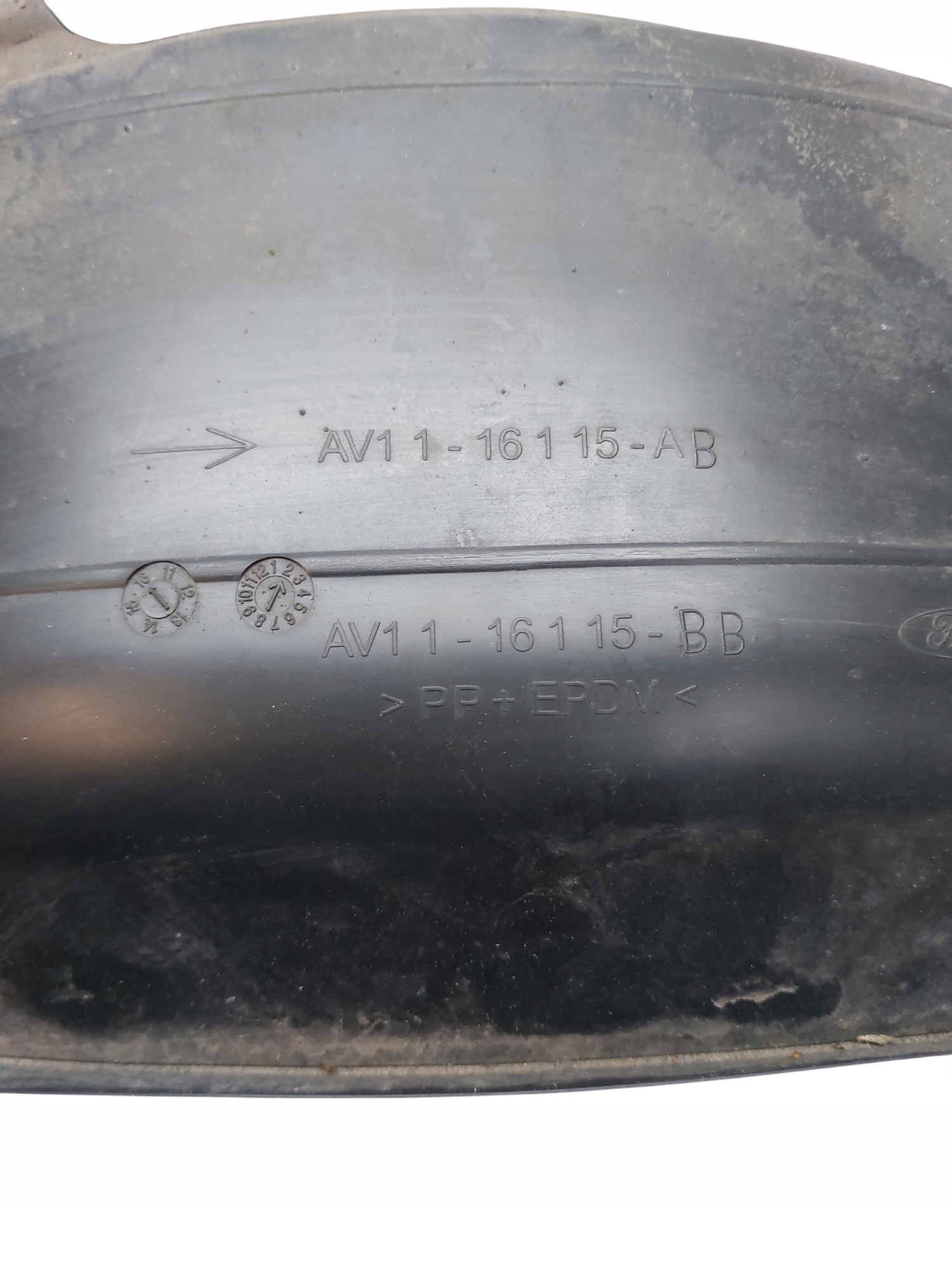 mudguard left front FORD B-MAX AV11-16115-AB