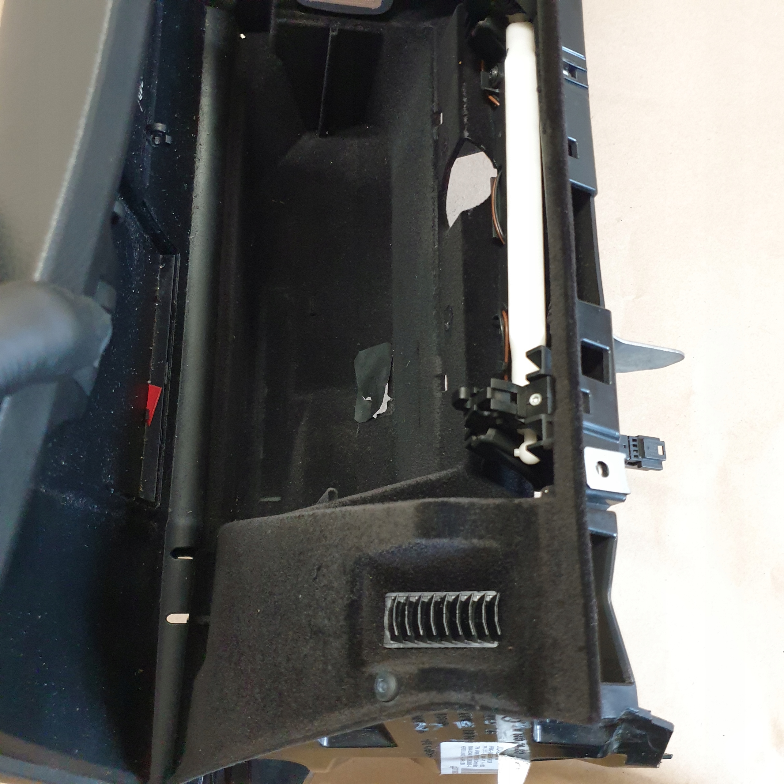 passenger compartment of the passenger front plato MERCEDES E W211 OE EU