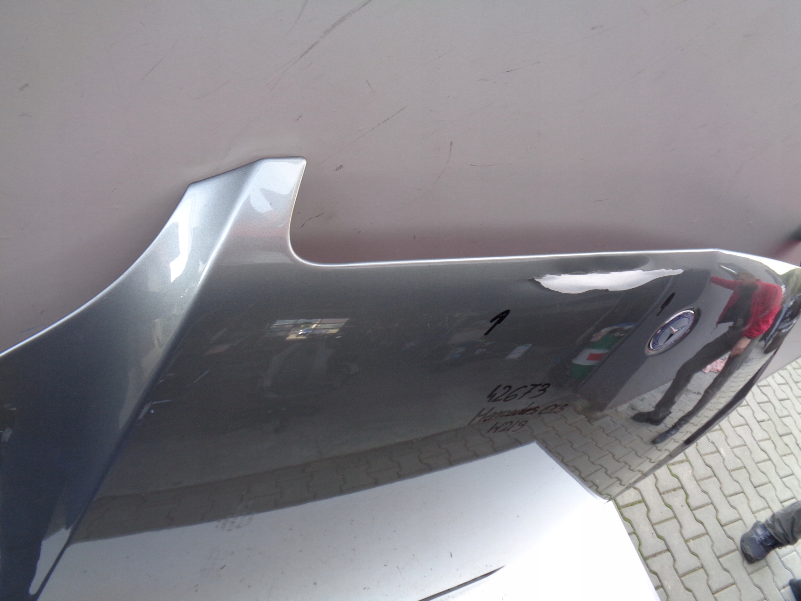 COFANO MERCEDES CLS W219 NR 42673