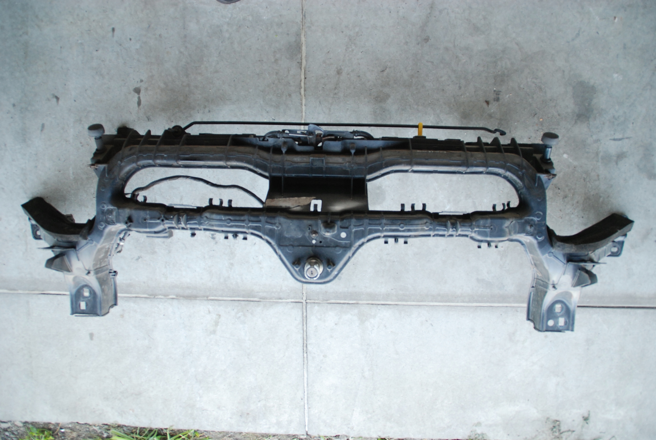 Ford Custom 13-17 Pas Przedni Wzmocnienie