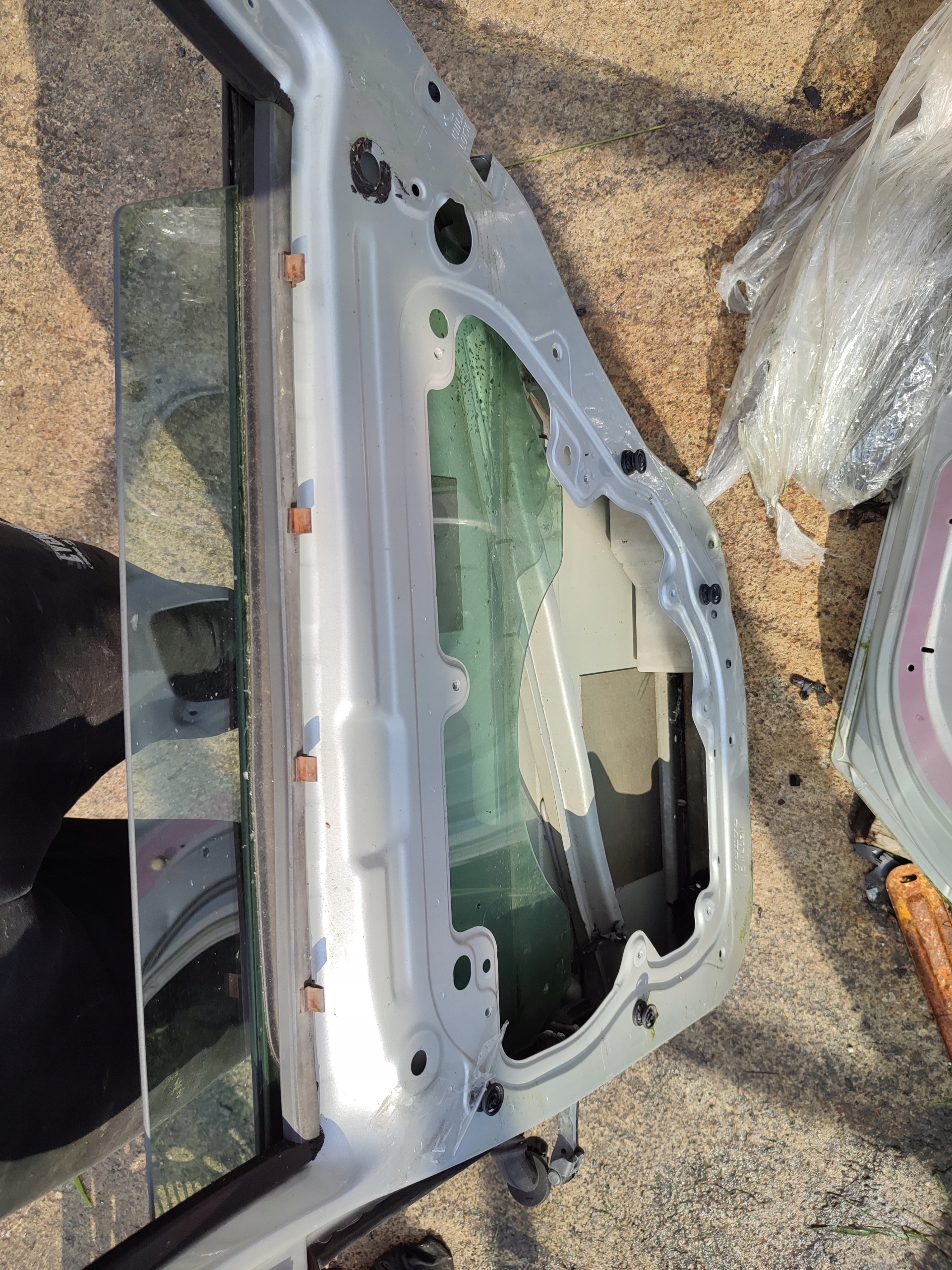 door right rear part right rear. VOLVO V50