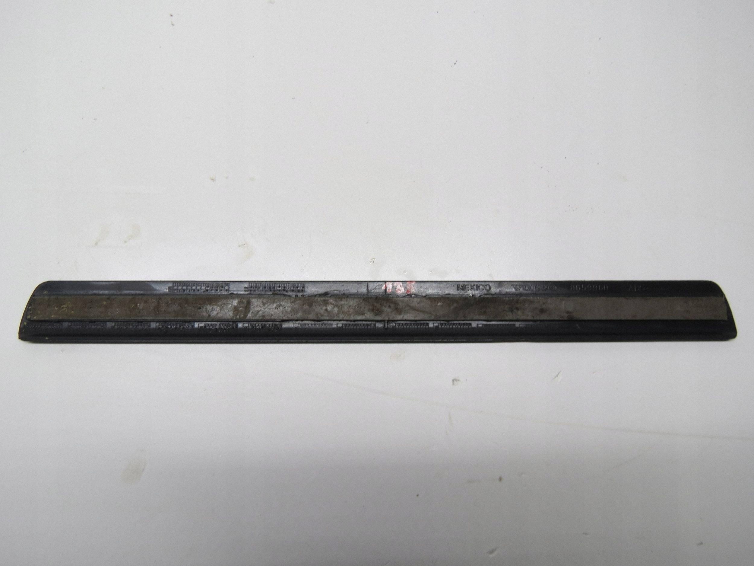cap threshold door left front VOLVO V60 8659960