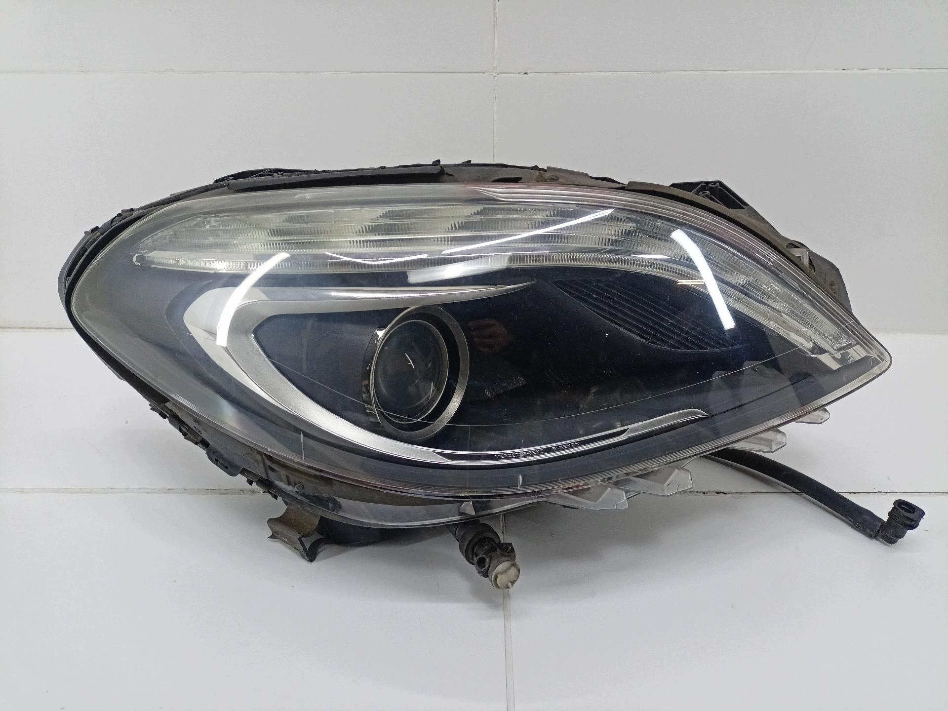 light front right side Mercedes-Benz B W246 2013 A2468207461