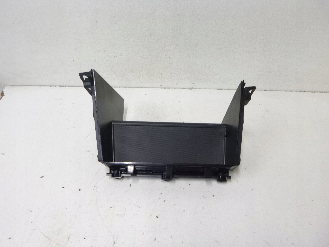 plato for telefon passenger compartment Kia Proceed CEED III 21r.