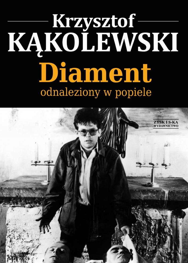 Diament Odnaleziony W Popiele-Zdjęcie-0