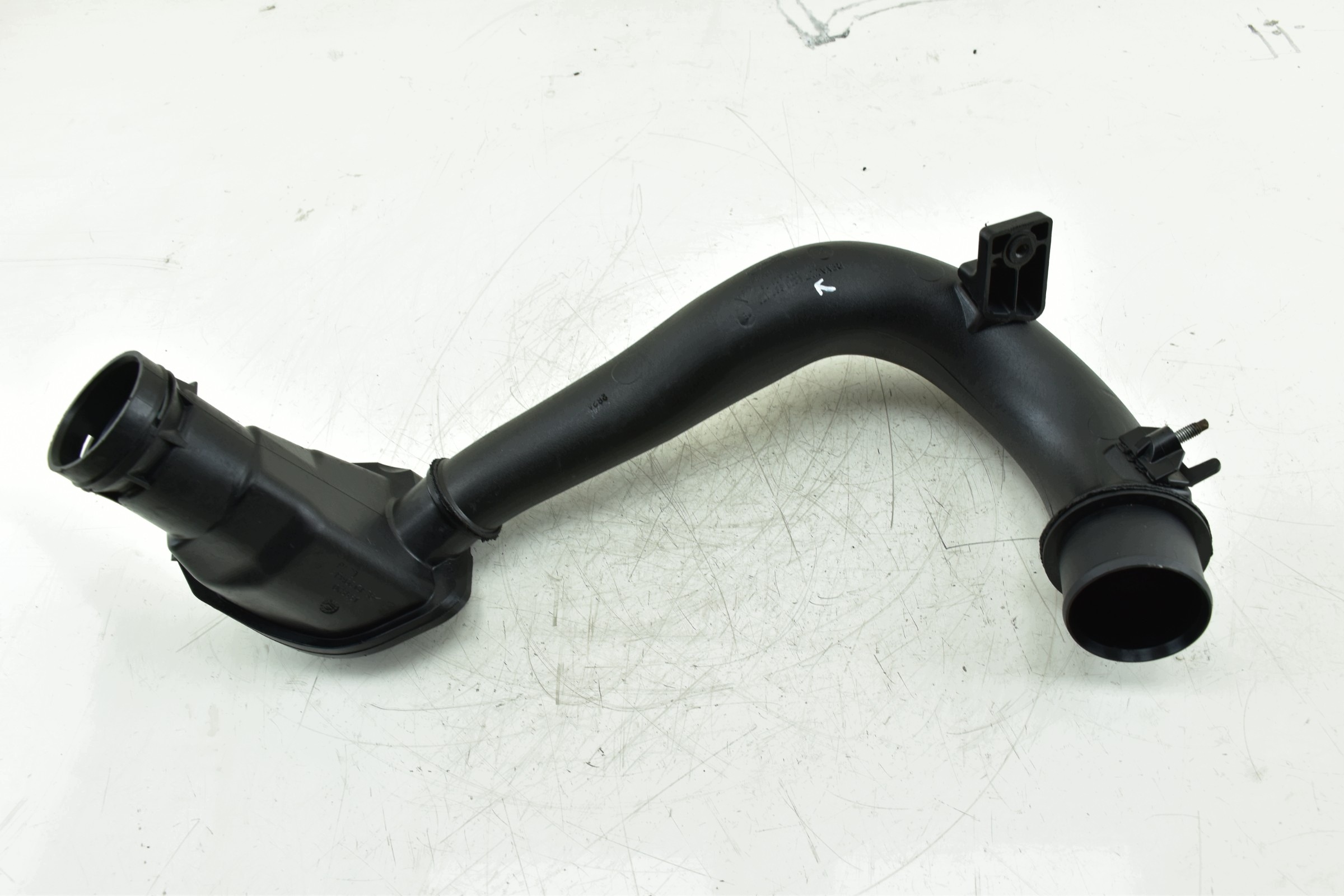 trouba intercoolera RENAULT TRAFIC II 2.0 DCI 93862376
