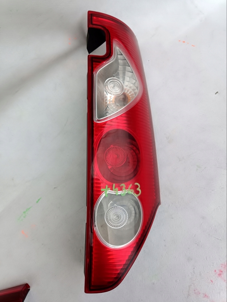 renault CLIO V HB фонарь led правый <2019