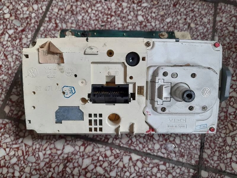 LICZNIK ZEGARY 1.0 BENZYNA 88471405 polo 2 VOLKSWAGEN POLO Typ samochodu Samochody osobowe