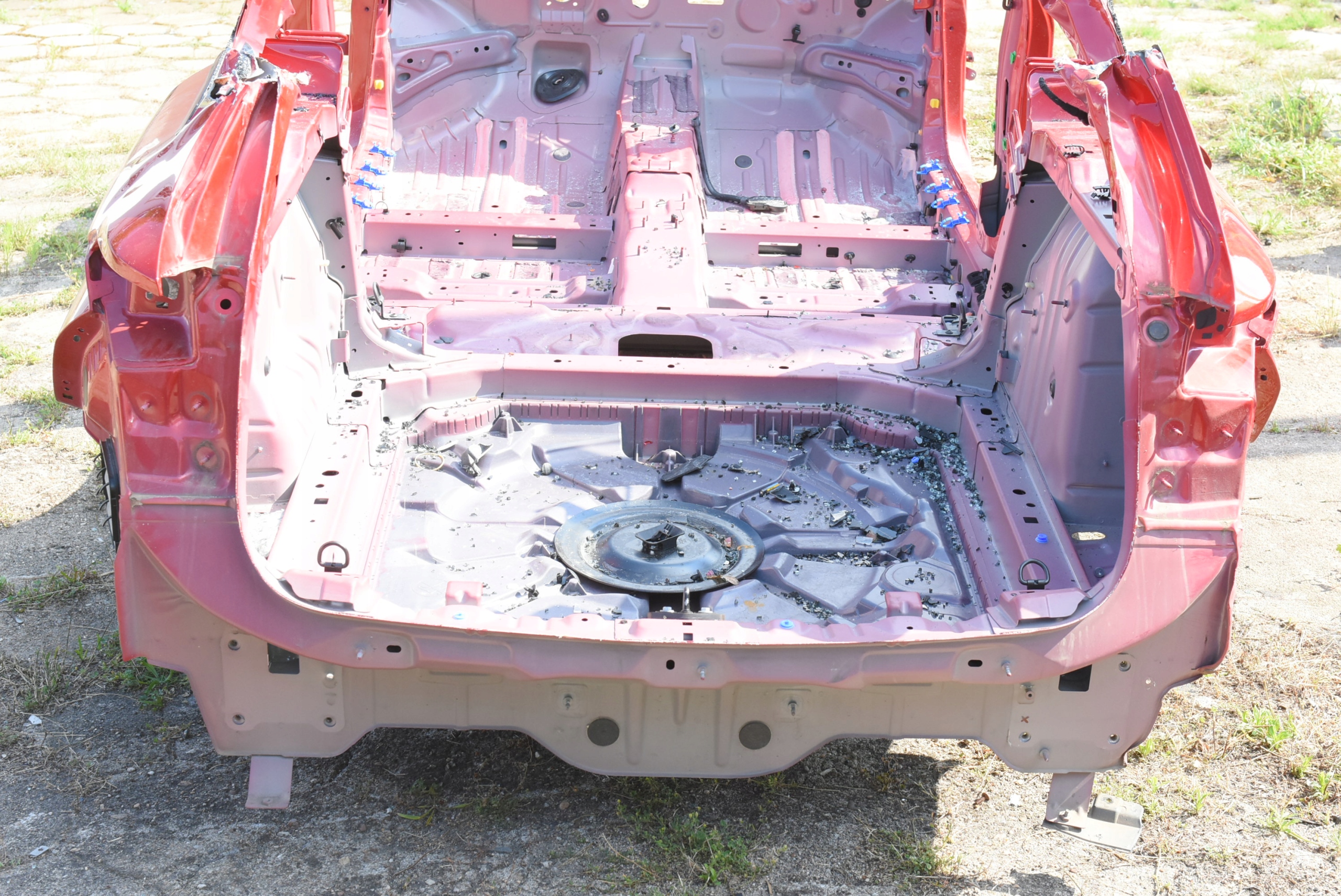 PEUGEOT 308 III T10 KOMBI PAS TYLNY WANNA