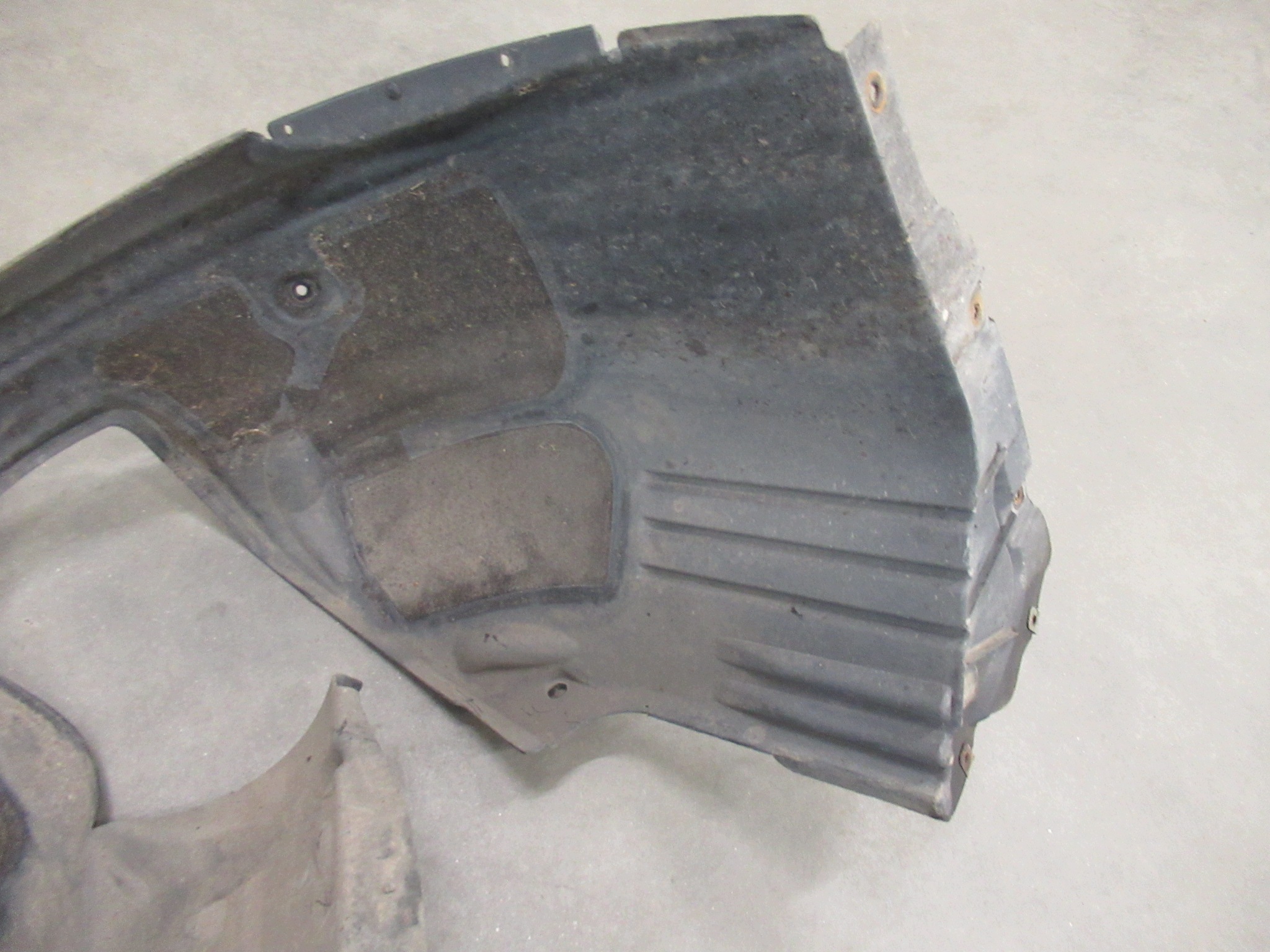 mudguard left front left cover wheels BMW e60 e61 sedan KOMBI