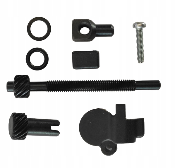 Boční napínání řetězu kompletní s pilou Oleo-Mac 947 952 GS520 Originál