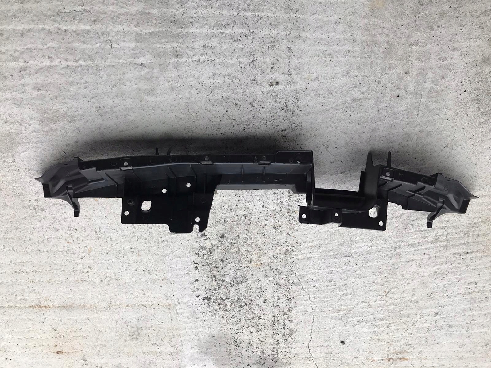 GN15 17E778 BD UCHWYT ZDERZAK FORD ECOSPORT LIFT Part manufacturer Other