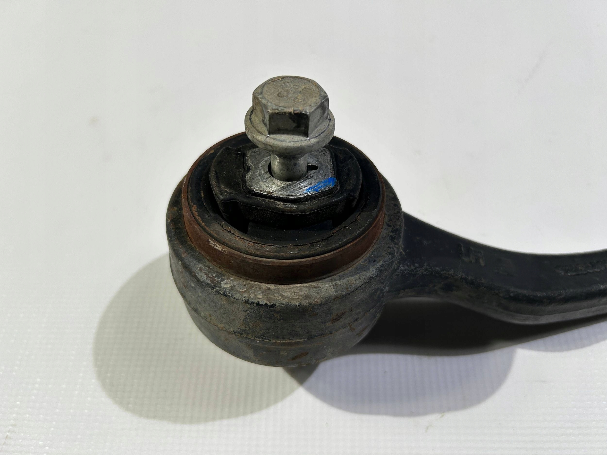 arm front front left Chevrolet Camaro SS 6.2 V8 2009r