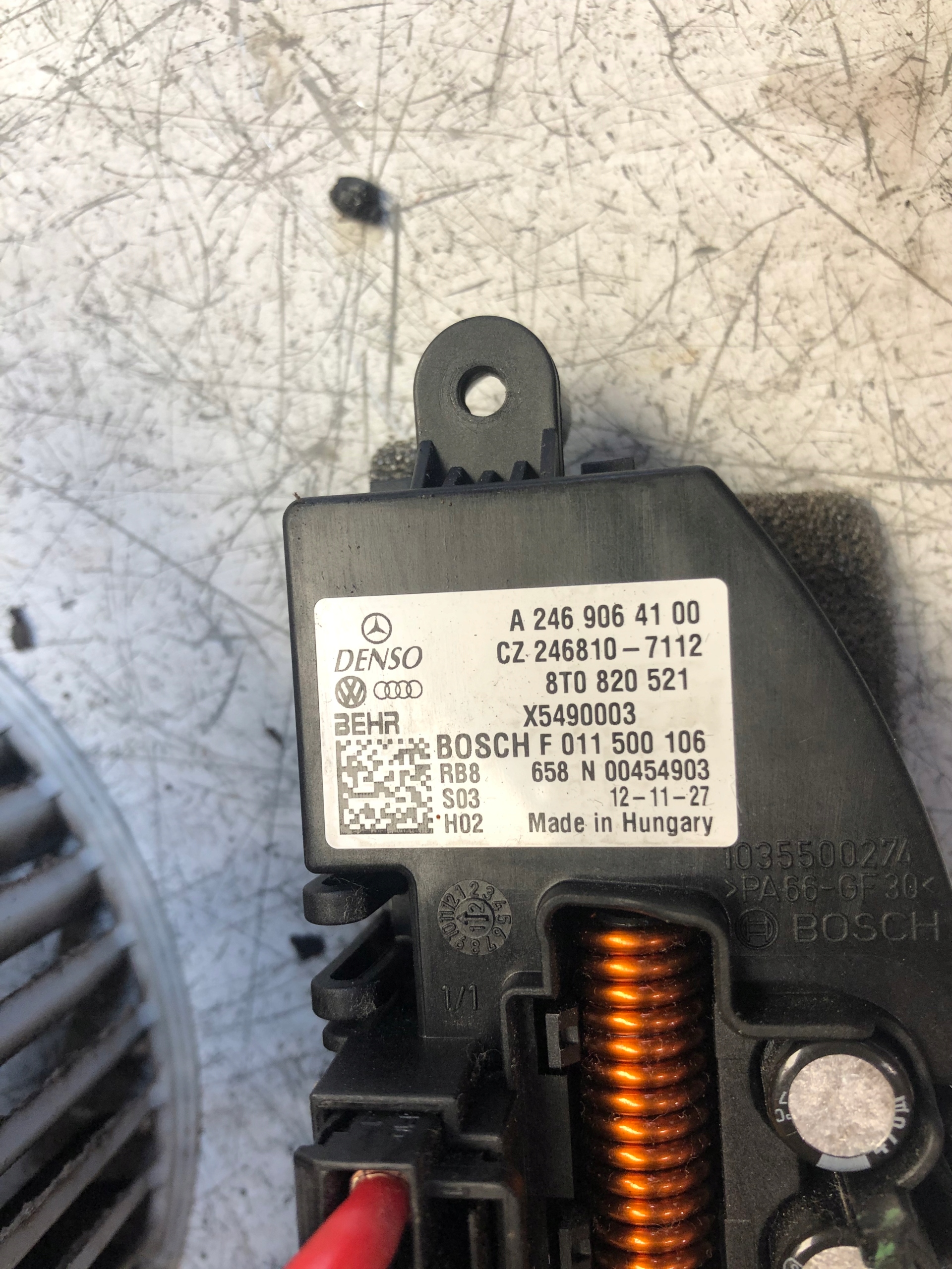 heating fan AUDI A5 LIFT 8T0820521