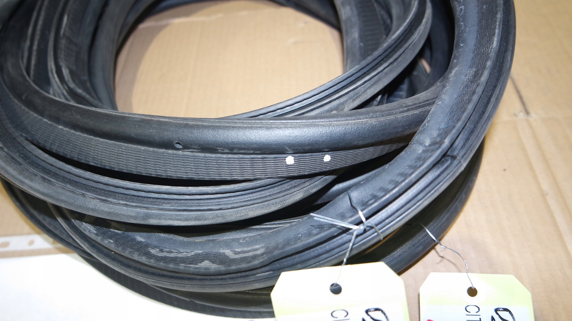 USZCZELKA KLAPY CITROEN E-BERLINGO IV RIFTER COMBO 2023R. Typ samochodu Samochody osobowe