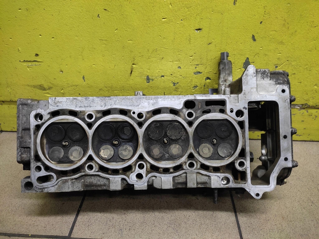 NISSAN PRIMERA P11 1.8 hlava MOTORA
