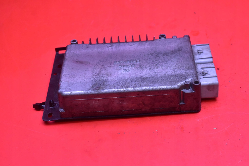 control unit computer of the engine 04745860 CHRYSLER PT CRUISER 2.0 16V 141KM 00-06