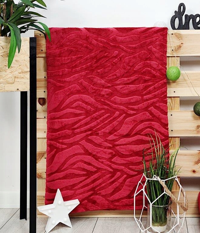

Koc 150x200 Sawanna tłoczony Czerwony miękki miły