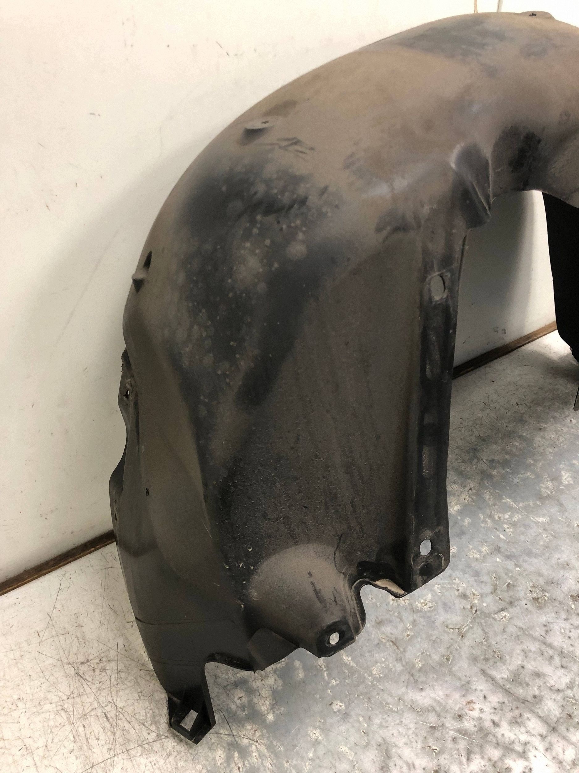 mudguard left rear part OPEL ASTRA K KOMBI 39040822