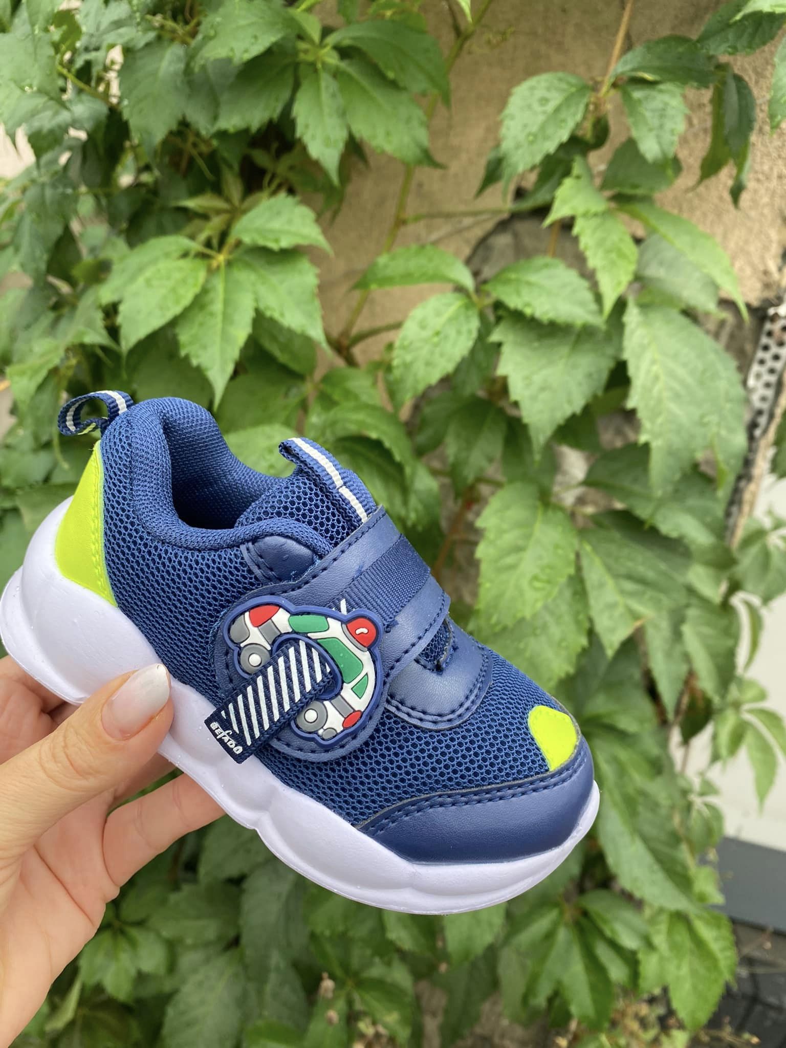 BEFADO_buty sportowe mega lekkie polskie profilowane na rzep 23 Kolor wielokolorowy