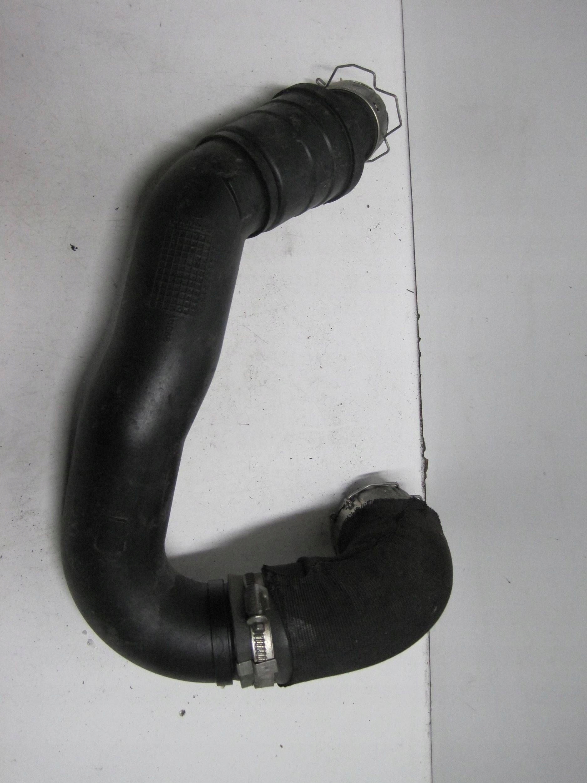 hadice intercoolera LAND ROVER RANGE ROVER VELAR M8A2-6N650-B