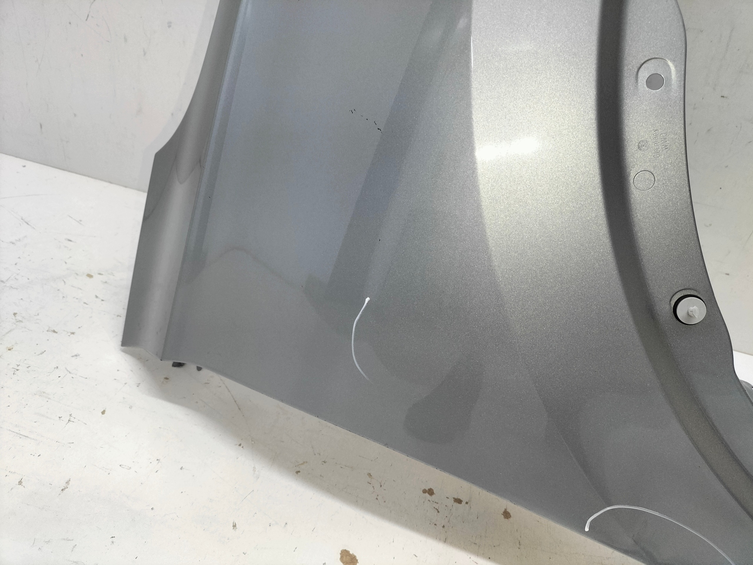 fender front front right VW TIGUAN 3 III 24