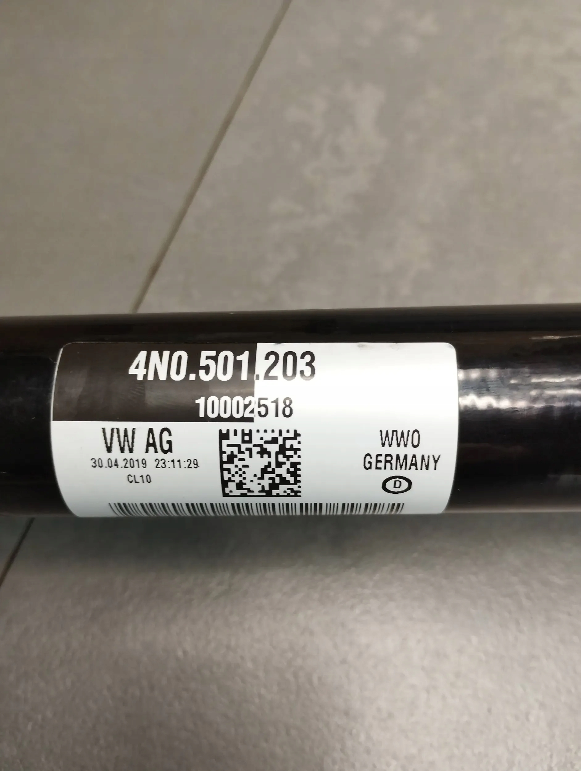 Audi A8 4N D5 semi-axis rear part 4N0501203