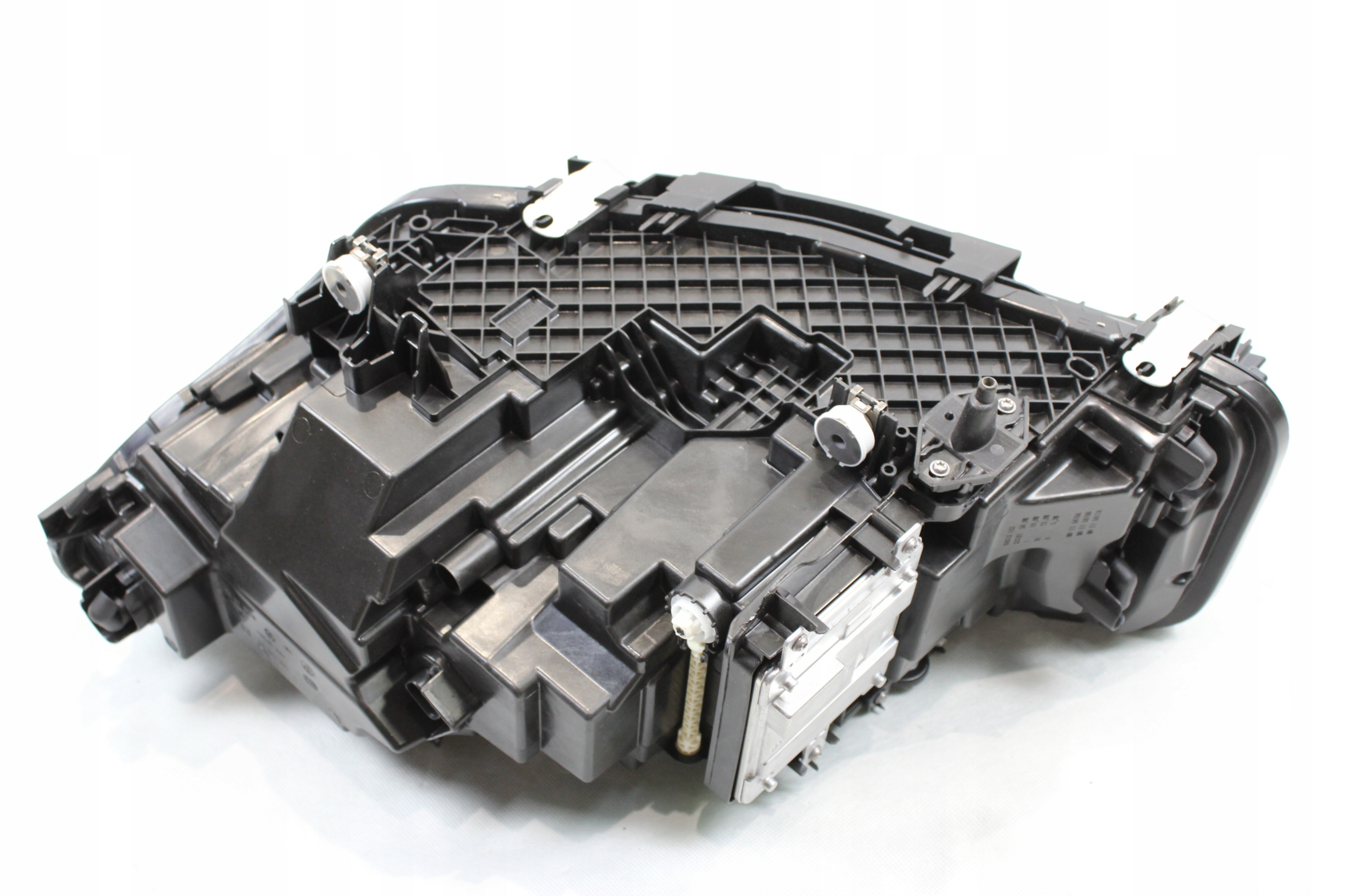 LAMPA PRZÓD PRAWA KOMPLET LED EUR BMW G30 G31 LCI Rodzaj świateł mijania LED