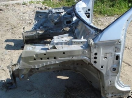 Ленд ровер FREELANDER II 06- ЛІВА ЧЕТВЕРТИНА ПЕРЕД ПЕРЕДНЯ