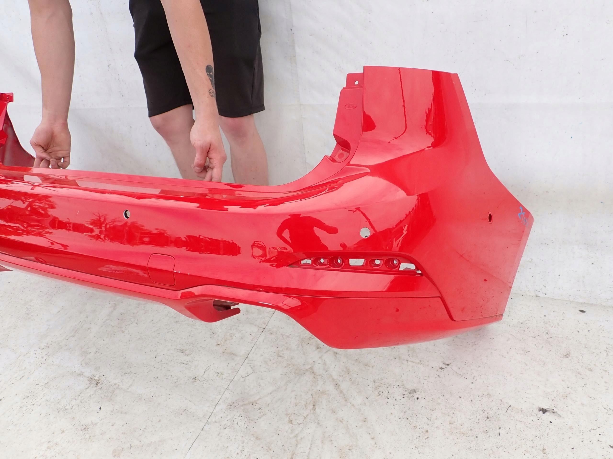 FORD FOCUS MK4 KOMBI ST LINE 18- bumper rear part PDC