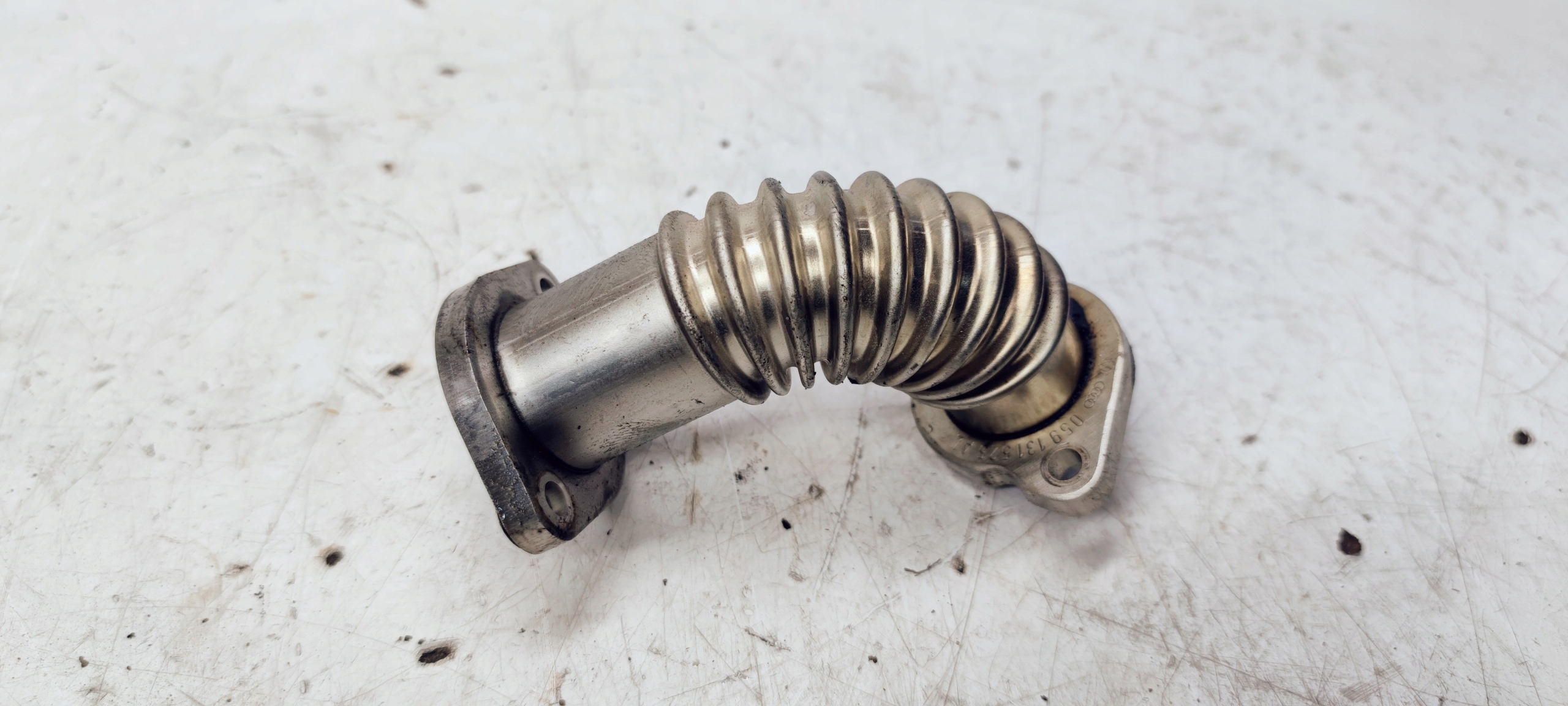 pipe hose EGR AUDI A6 A4 2.7 059131525AL