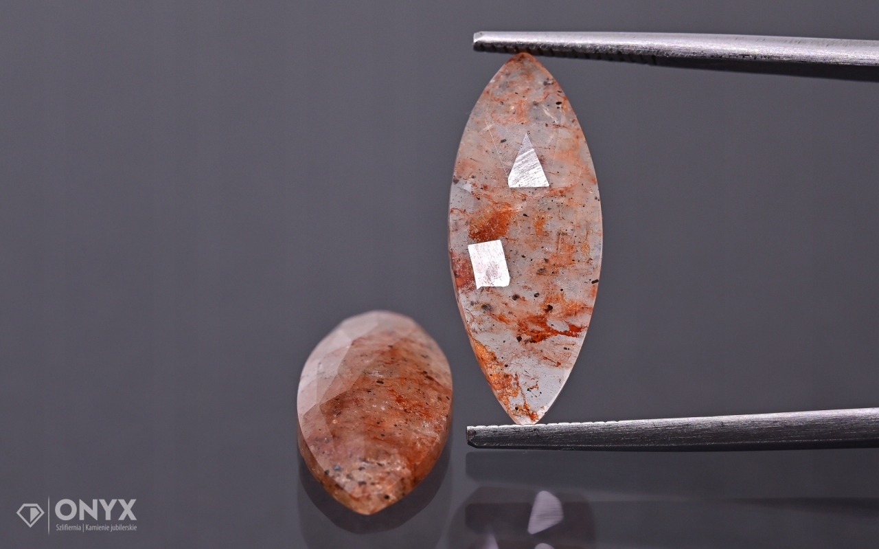 Jahodový křemen fazetovaná růžice Para markýza 1