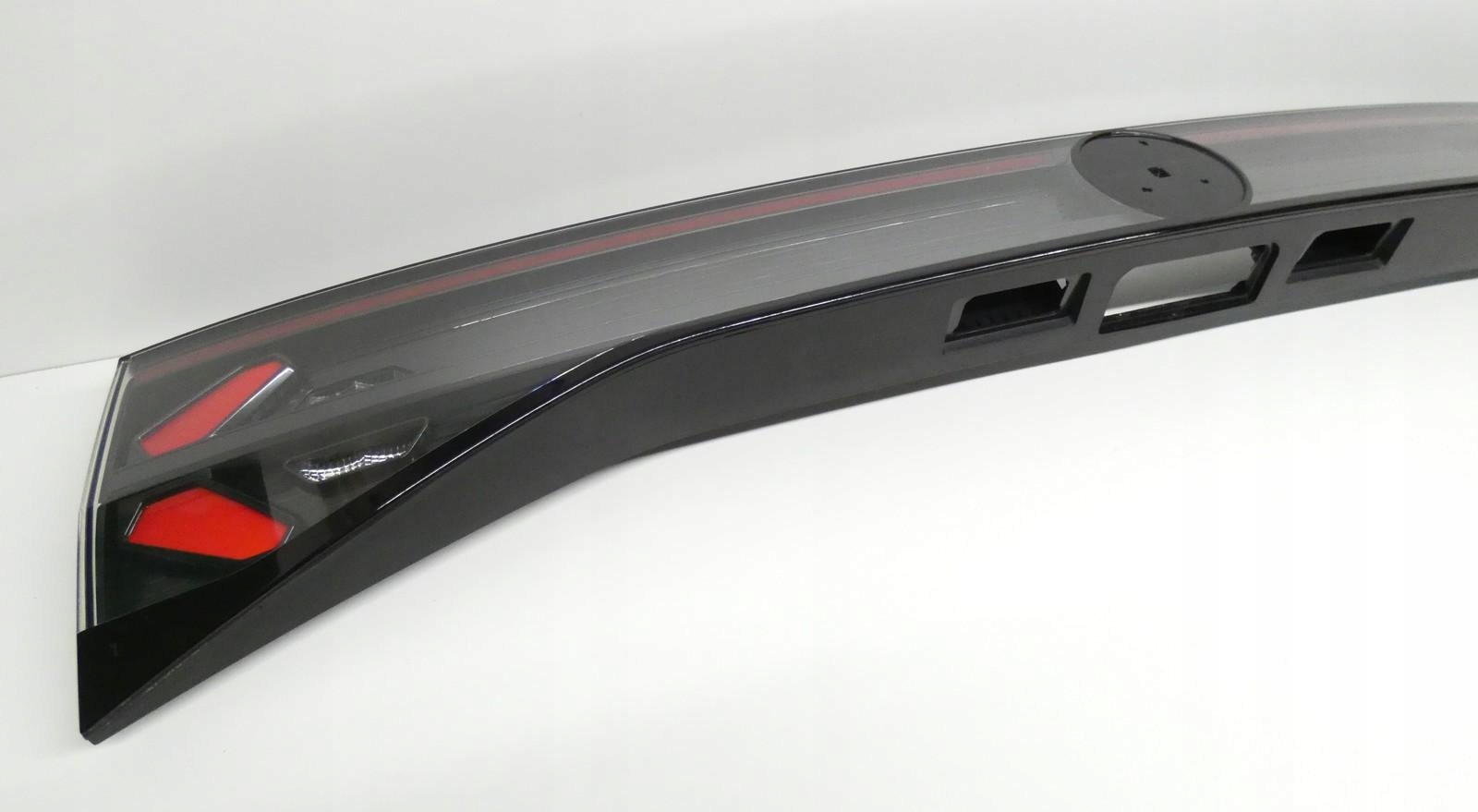 VW T-CROSS LIFT 2GM945307B 2023- cap light rear LED