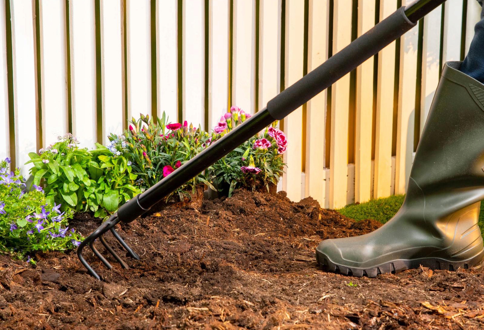 KULTYWATOR RĘCZNY Black&Decker GRABIE SPULCHNIACZ GLEBY OGDOROWY AERATOR Kod producenta BXGTTO7007