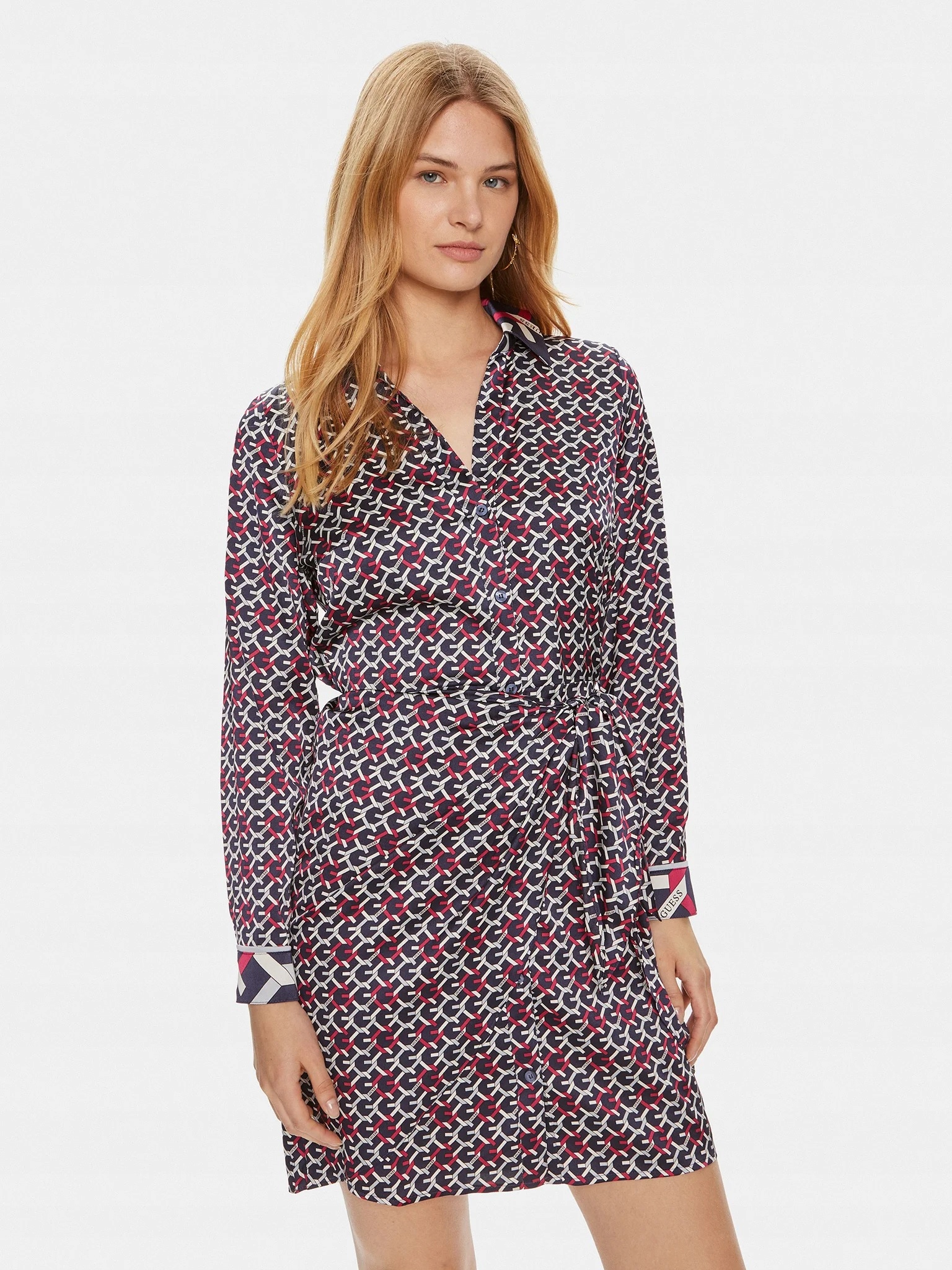 Guess Košilová Šaty Mini S Geometrickým Potiskem M