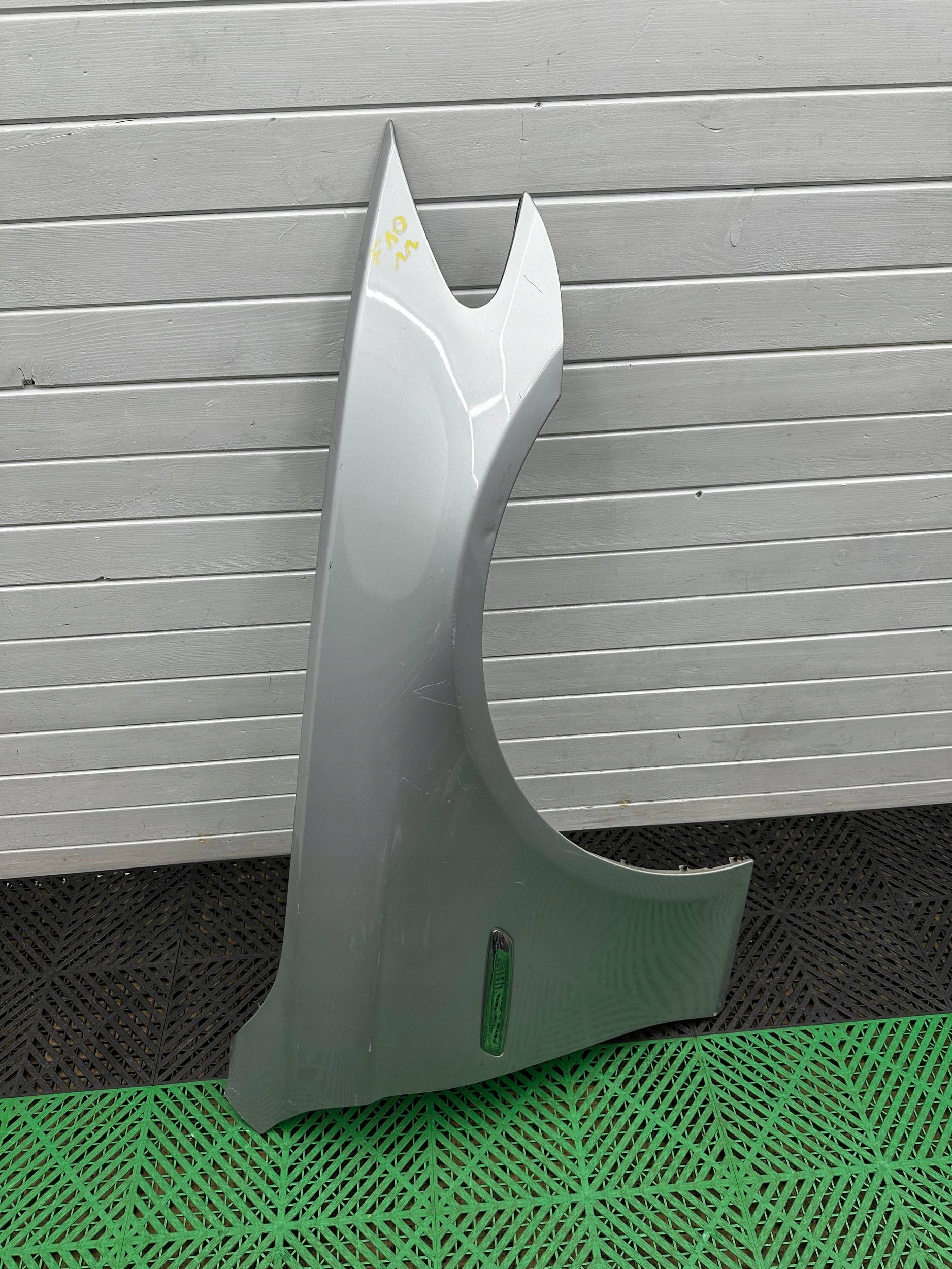 fender front side right BMW 5 F10 F11